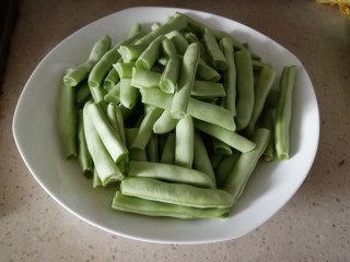 1、梅干菜四季豆,四季豆洗干净