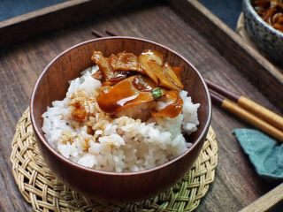 7、日式干贝酱汁杏鲍菇,拌饭是特别好吃的哦