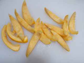 3、照烧酱汁烤南瓜,切成厚片