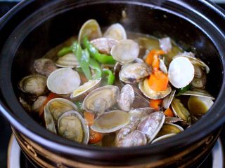 16、香爆咖喱花蛤,鲜美无比滴异国风味的咖喱花蛤就做好了