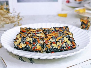 15、芝麻核桃糖,小朋友也可以吃呦～