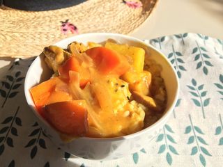 12、吃鸡+泰式椰香咖喱鸡,把咖喱汁浇到米饭上，简直太棒啊