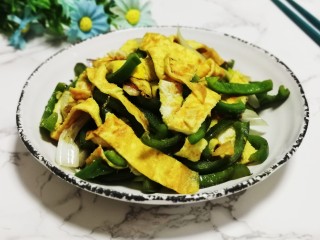 21、尖椒炒鸡蛋,成品图