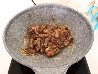 18、香辣肥牛,翻炒均匀