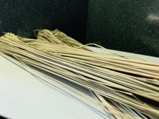 2、红豆粽子,准备,粽绳