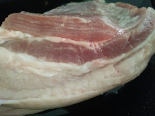 1、【家乡菜】扣肉,五花肉一块