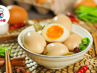 6、零失败溏心卤蛋,取出即可享用