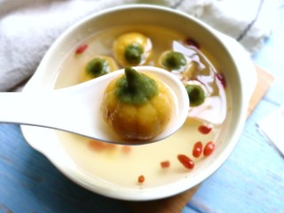 19、南瓜豆沙小汤圆,成品图！香甜软糯又可爱的南瓜小汤圆！