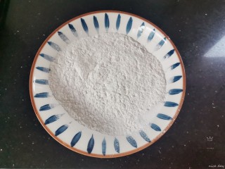 1、油炸汤圆,糯米粉