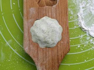 15、糯米青团/清明粿,用力按