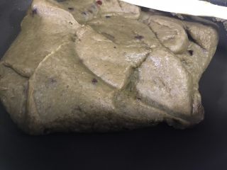 12、豆沙糕,水份蒸发后成橡皮泥一样像感觉