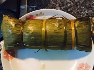 13、肉粽子,煮熟了大长粽子