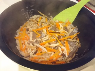 28、电饭煲+日式油饭,噠啷！好了！記得松飯！松飯！松飯！