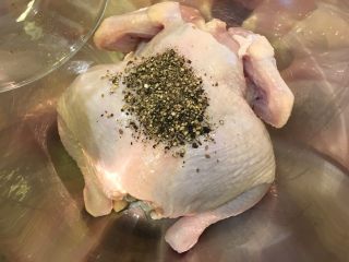 9、柠香迷迭鸡,加黑胡椒粒