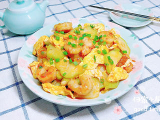 15、佛手瓜炒鸡蛋,一盘酸甜可口、咸鲜美味的茄汁佛手瓜虾仁就做好了!