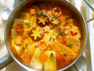 14、泡菜锅,漂亮的泡菜锅就完成了