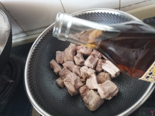 8、照烧排骨,料酒