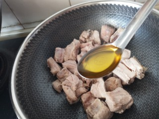10、照烧排骨,蜂蜜翻炒均匀