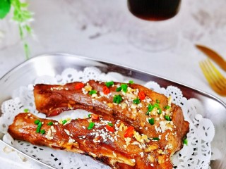 15、蒜香烤排骨,做法简单零失败，想吃自己做，卫生又好吃。