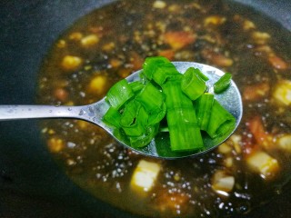 10、紫菜番茄豆腐汤,一勺葱花。