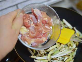 13、亲子丼,加鸡腿肉