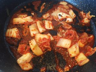 6、泡菜味噌汤面,嫌弃有点少，又追加了这些。