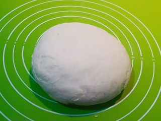 18、香肠苹果披萨,揉面排气