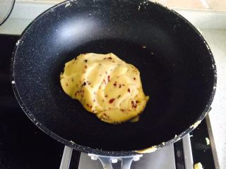 10、蔓越莓绿豆冰糕,加入蔓越莓拌匀