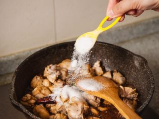 17、三杯鸡,加糖,有冰糖可以加冰糖