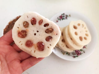 14、藕夹肉,偶夹肉就做好了