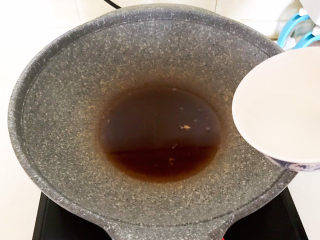 19、藕夹肉,加入水淀粉