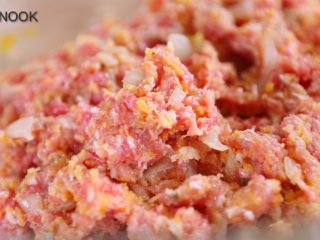 8、肉丸意大利面,搅拌均匀