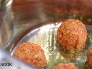 12、肉丸意大利面,煎肉丸