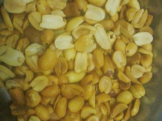 7、南瓜甜包,烤好去红衣