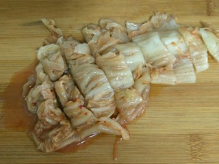 3、泡菜煎饼,泡菜切断