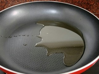 12、泡菜煎饼,锅里热油