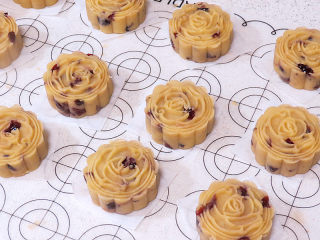 16、消暑小食【蔓越莓绿豆糕】,同样方法，制做出所有的绿豆糕