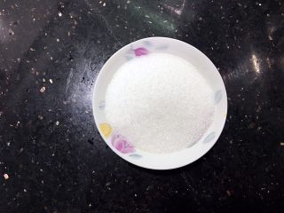 3、金沙奶黄馅(为月饼季而准备),细砂糖70克