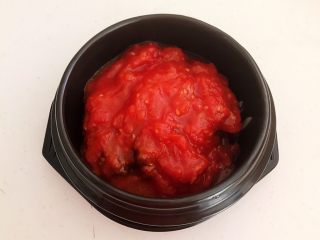 15、山药猪骨汤,加入炒好的番茄酱