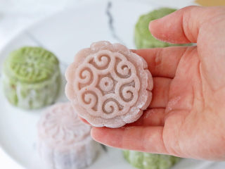 18、彩色豆沙冰皮月饼,图三