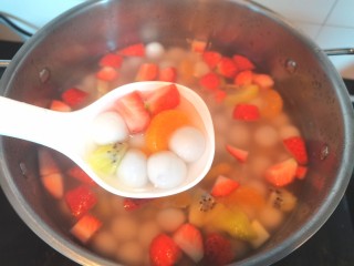 13、水果汤圆,水果汤圆完成