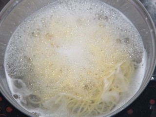 9、橄榄菜煎蛋意面,大约煮8分钟