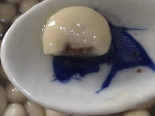 16、#乡味#梅州+客家特色汤圆,一口咬下去,表面是韧劲十足,内里软糯香甜,非常好吃