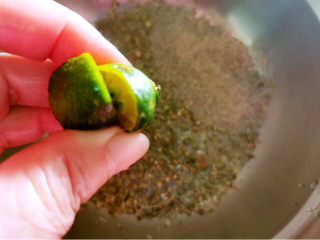 14、青椒炒牛肉,来点青柠汁