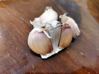 20、青椒炒牛肉,蒜头