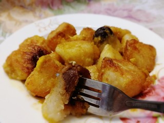 16、金沙粽子,好吃，可以试试。