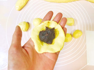 19、南瓜汤圆,加入红枣球