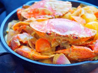 25、泰式椰浆土豆咖喱蟹,近看