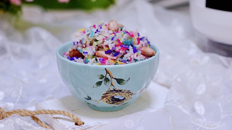 红枣花生五彩饭