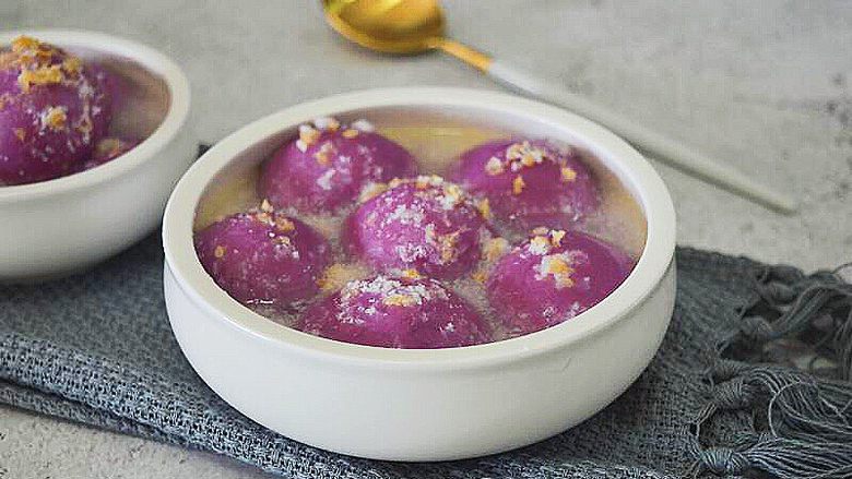 椰蓉燕麦馅紫薯汤圆